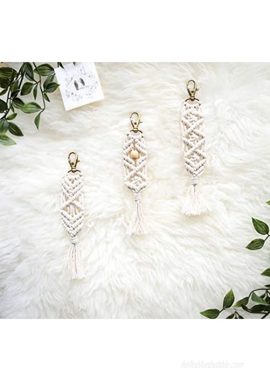 Mkono Mini Macrame Keychains Boho Macrame Bag Charms with Tassels Cute Handcrafted Accessories for Car Key Purse Phone Wallet Unique Gift Party Supplies Natural White 3 Pack